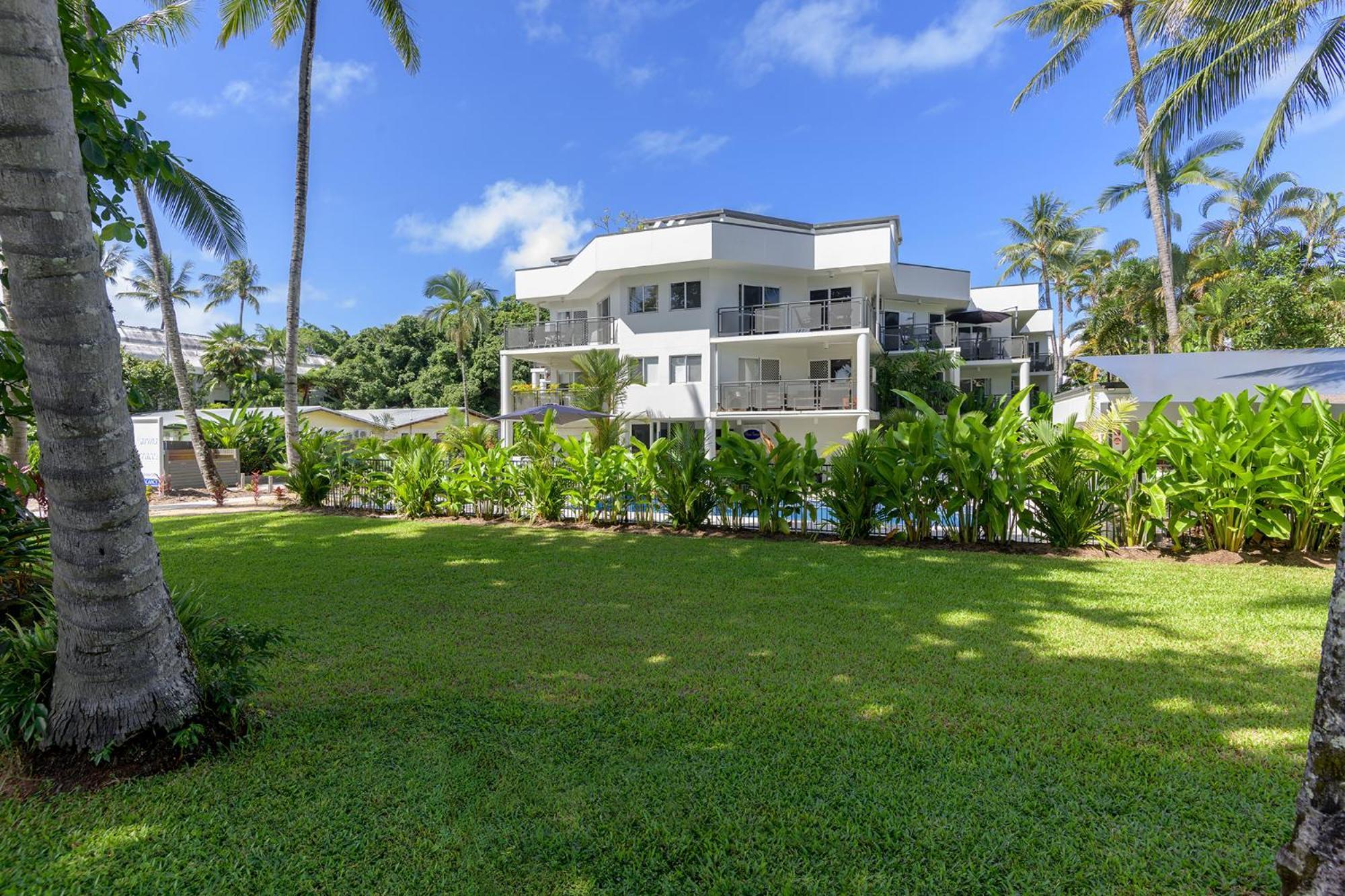 Marina Terraces Port Douglas Exterior photo